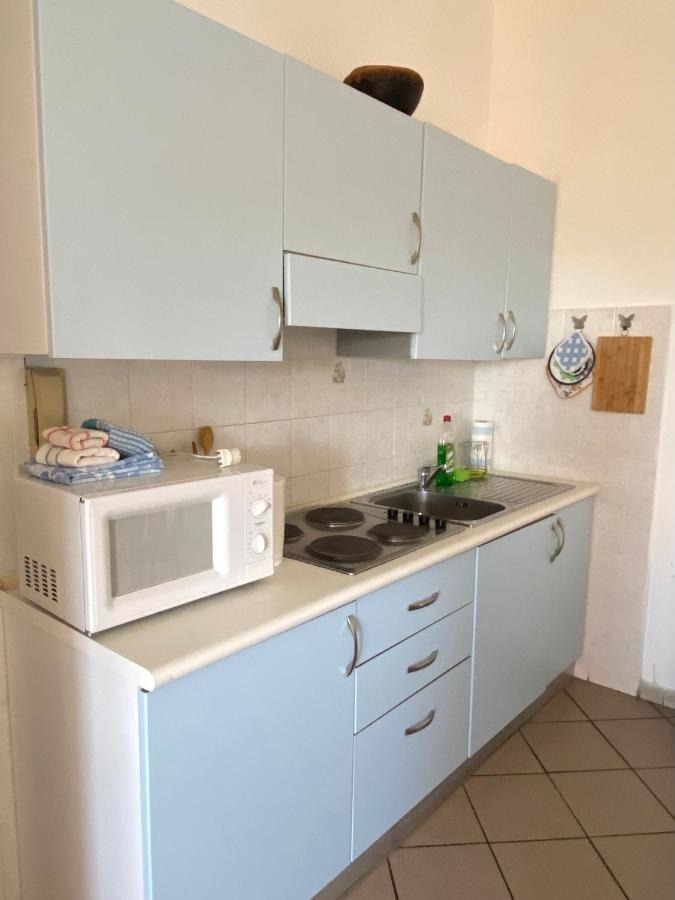 Apartment Tirreno Tirrenia Exterior photo
